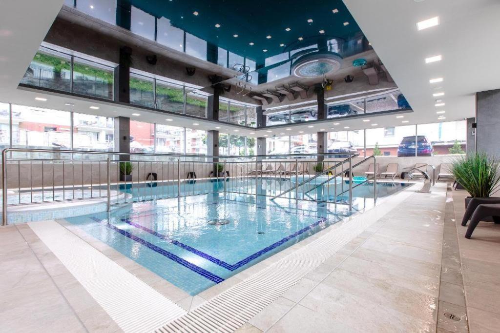 Apartament Faleza16 レバル エクステリア 写真