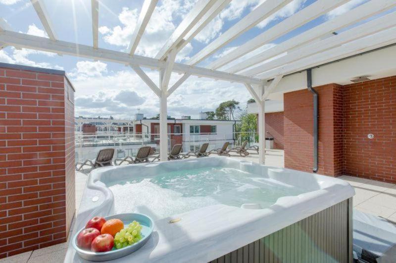 Apartament Faleza16 レバル エクステリア 写真