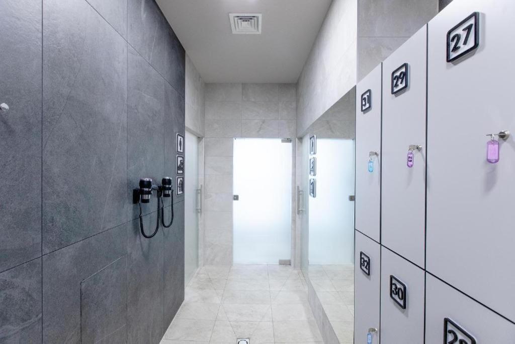 Apartament Faleza16 レバル エクステリア 写真