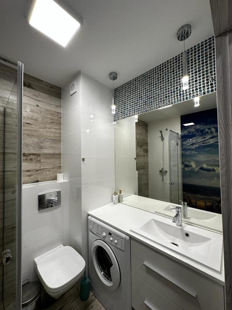 Apartament Faleza16 レバル エクステリア 写真